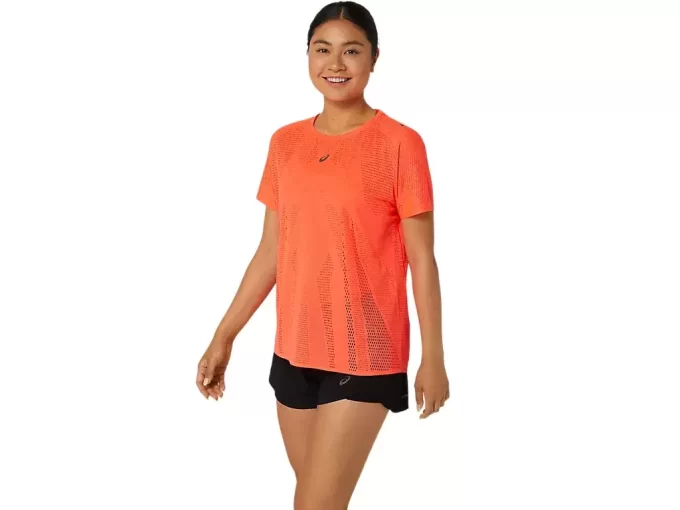 METARUN SHORT SLEEVE TOP METARUN SHORT SLEEVE TOP