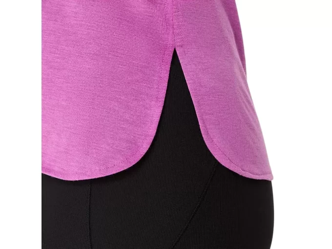 WOMEN’S HEATHER VNECK TOP